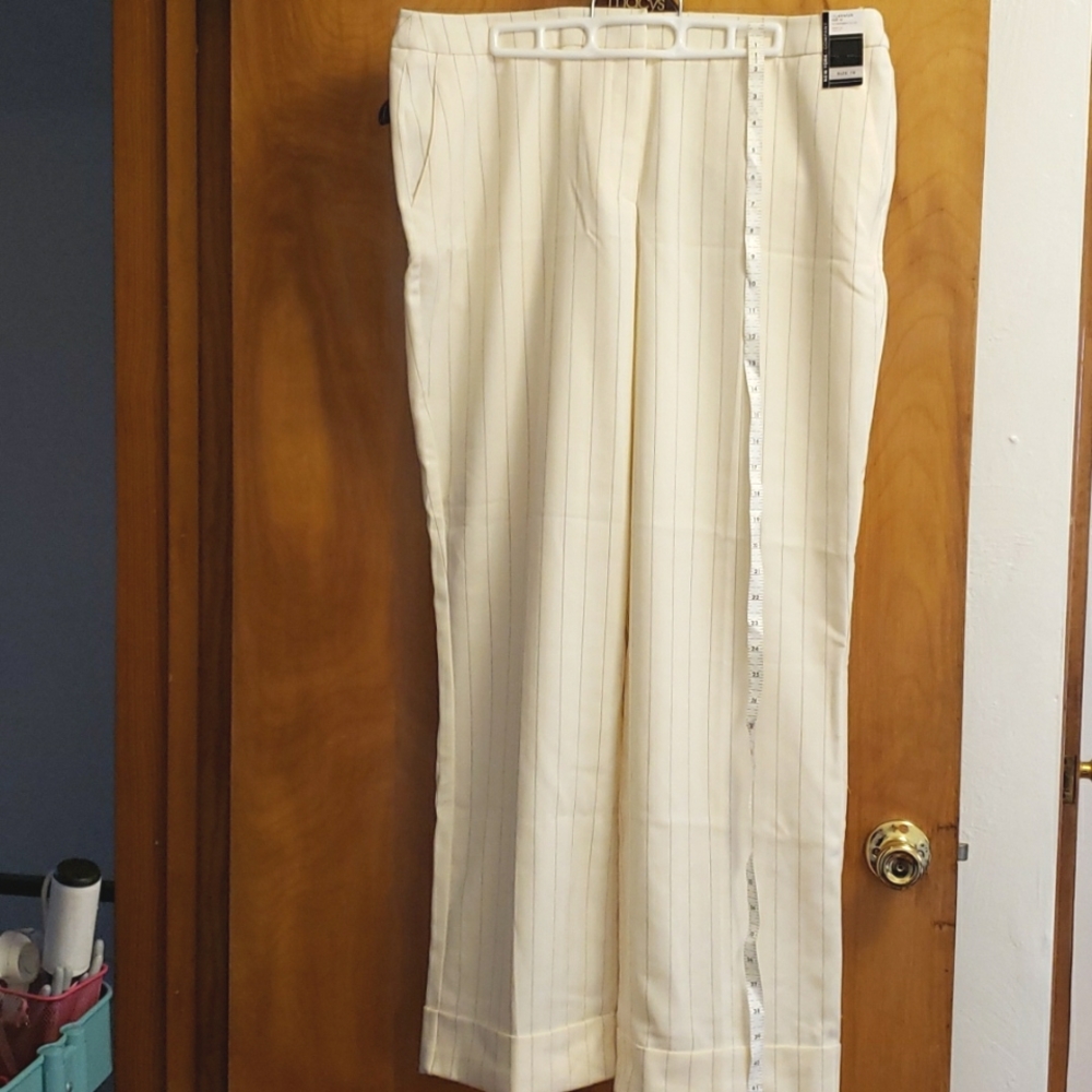 BNWT Wide leg pinstripe trousers dress pants